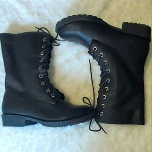 NWT lace up boots